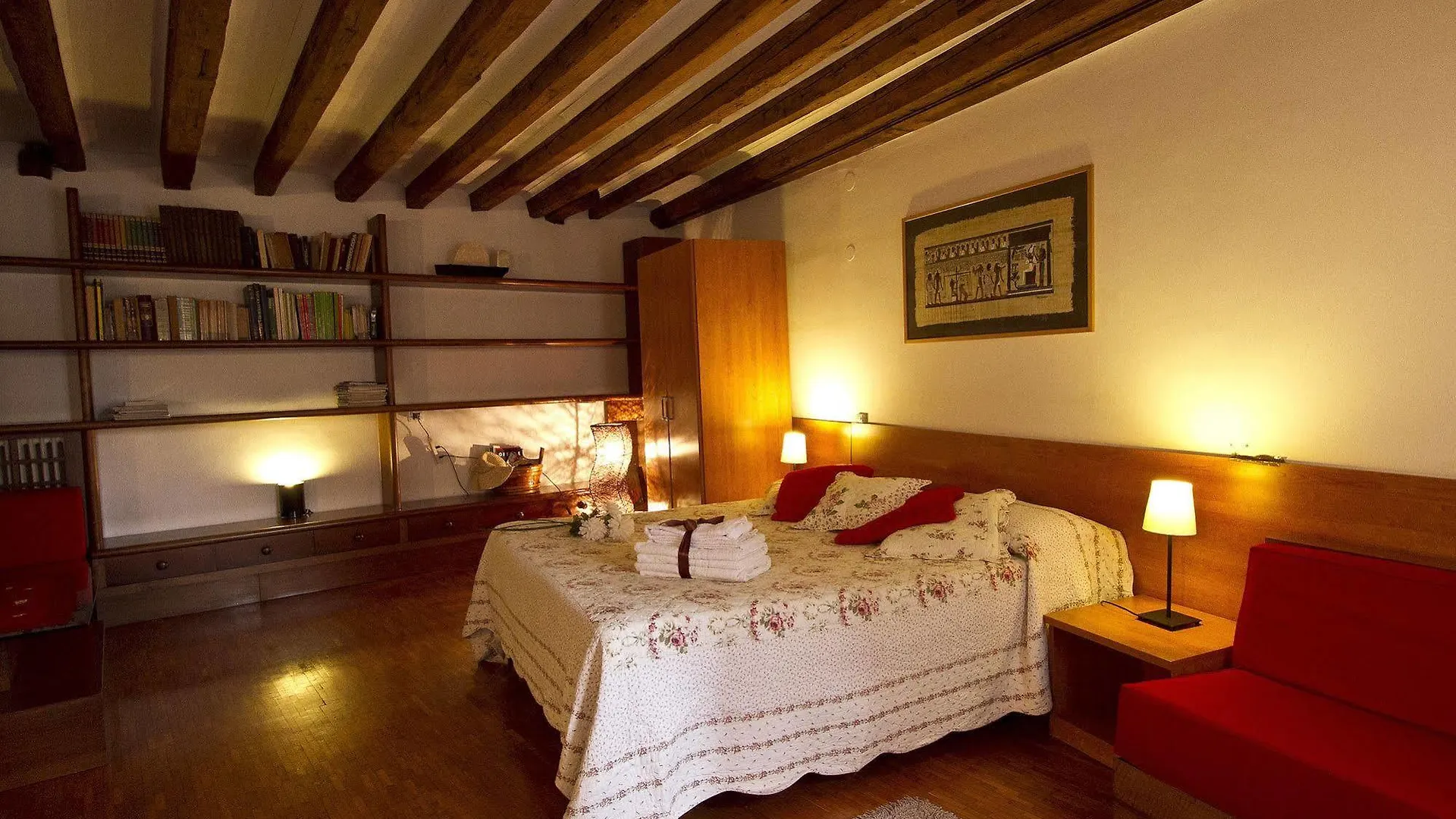San Giacomo Venezia 2*, Venice Italy